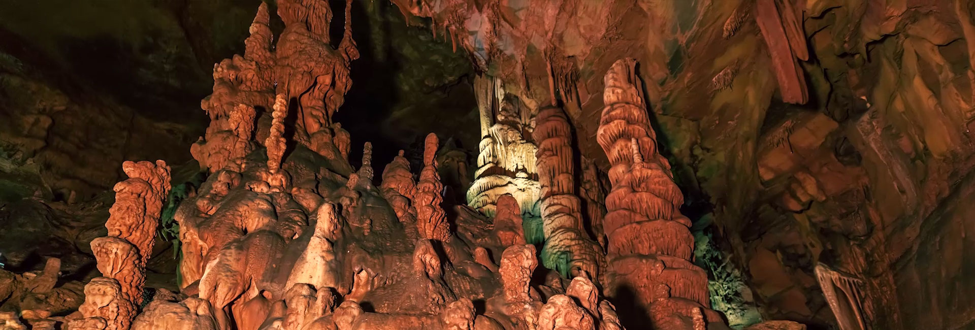 Natural Monument No. 260 Baengnyong Cave 